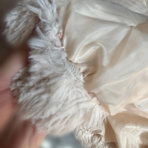 Ambiance Outerwear - Fluffy Faux Fur Hoodie Jacket - Cream/Light Tan - M - Picture 11 of 13